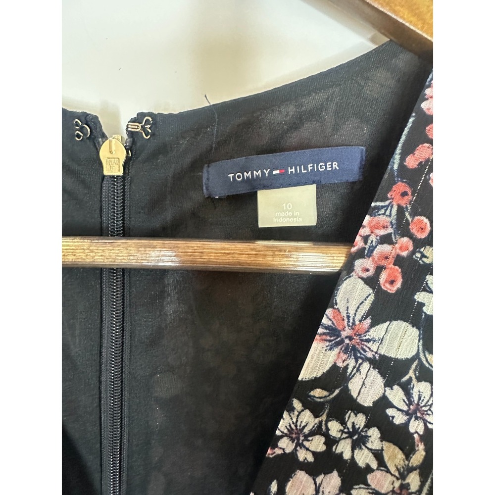 NEW Tommy Hilfiger Floral Metallic Chiffon V-Neck Dress Black Pink Size 10 - Picture 6 of 13